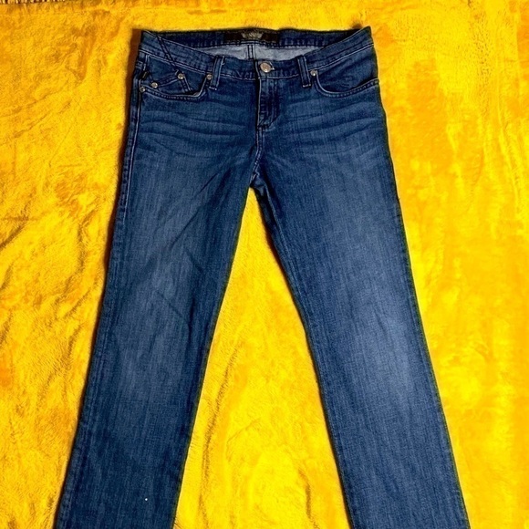 Rock & Republic Denim - Rock & Republic Women's Stella Straight Jeans Size 27​​​​​​​​​​​​​​​​​​​​​​​​​​
